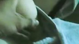 Morena puta com tesã ...