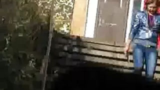 Loira de quatro olho ...